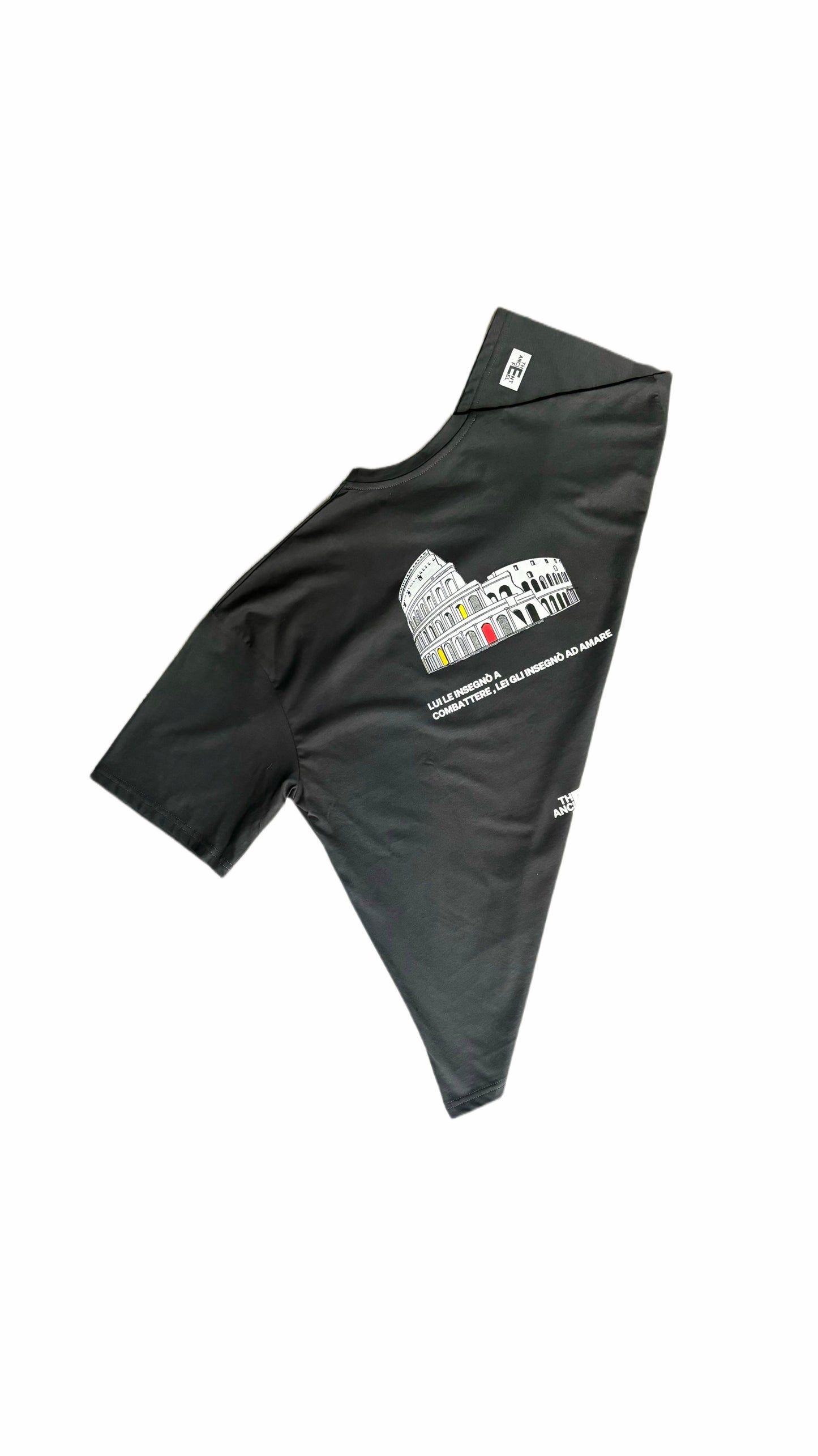 Linear T-shirt